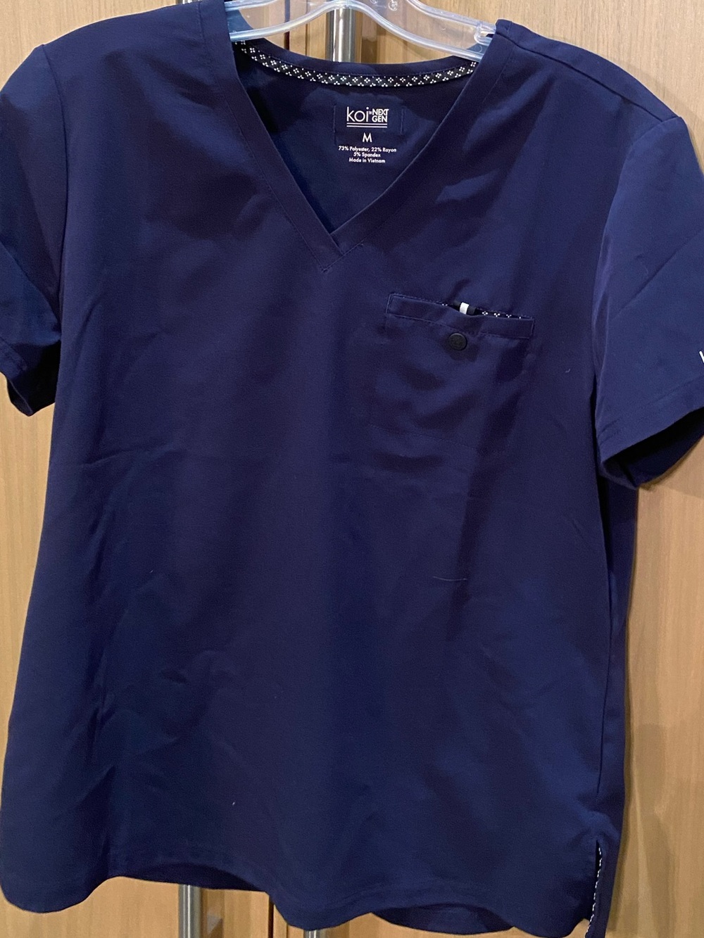 koi V-Neck Scrub Top - Navy Blue Womens Small